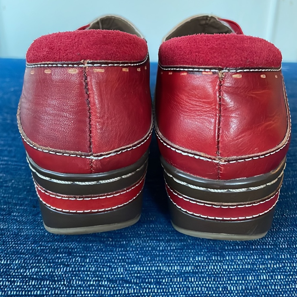 L’artiste Burbank Clog By Spring Step. - image 3